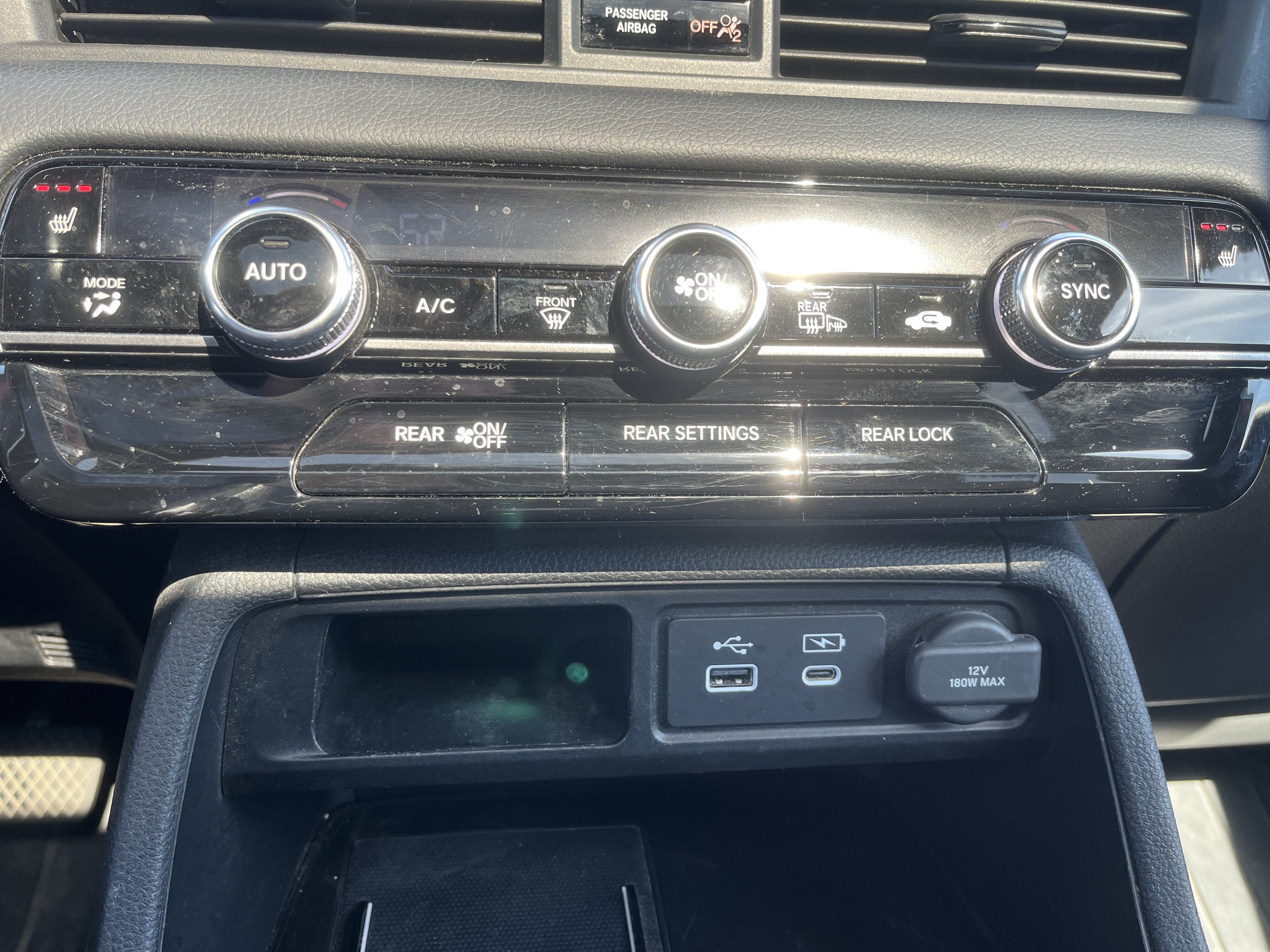 Certified 2024 Honda Pilot TrailSport image 29