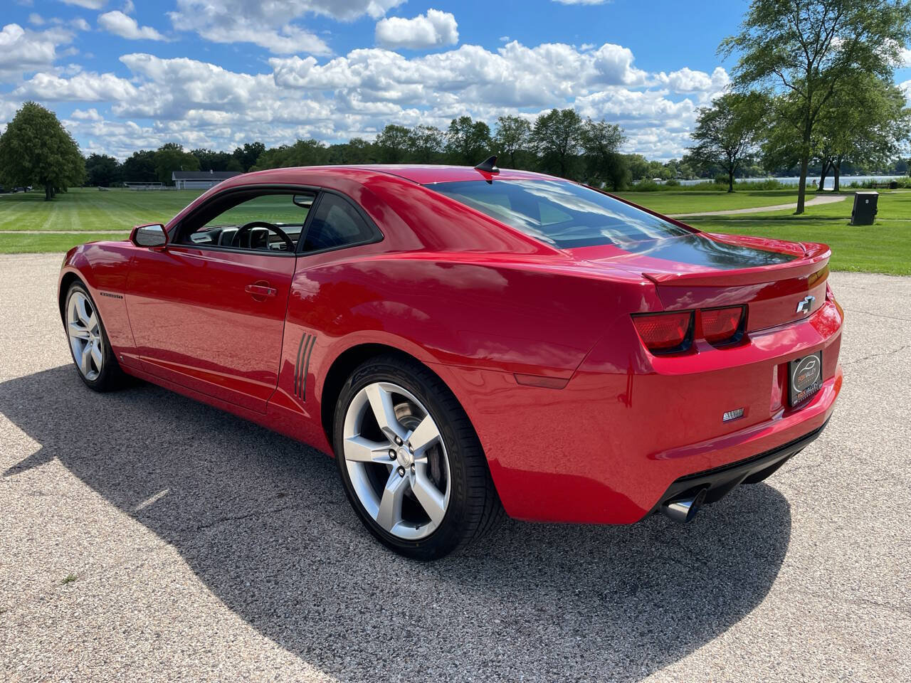 Used 2010 Chevrolet Camaro SS w/ LPO, Ground Effects Package RWD image 68