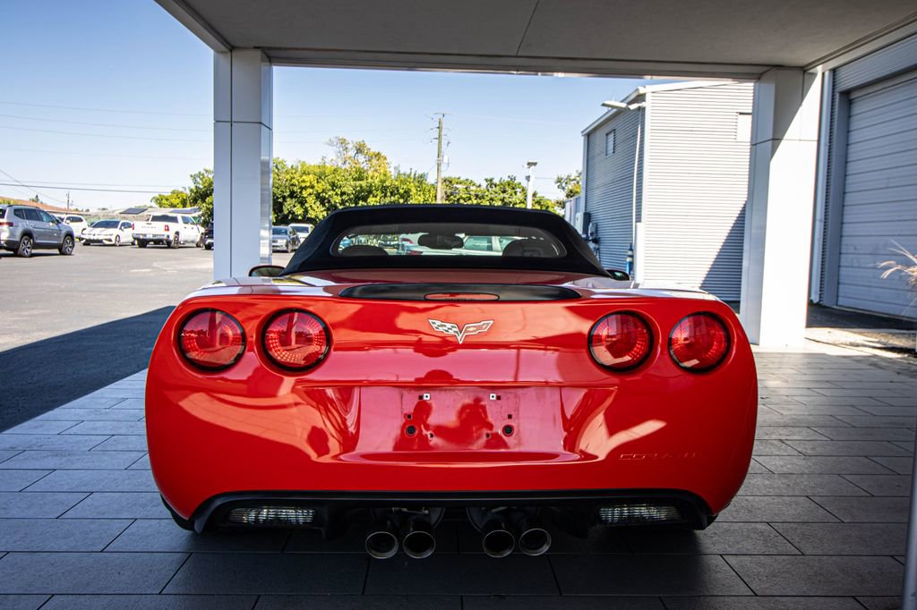 Used 2011 Chevrolet Corvette Grand Sport w/ Preferred Equipment Group image 17
