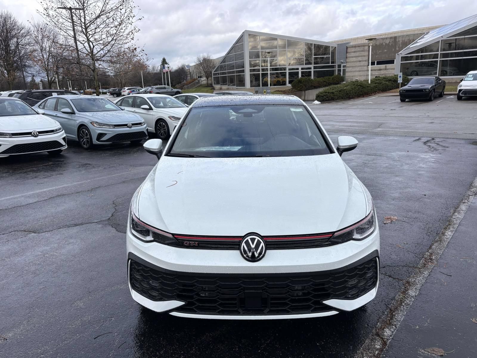 New 2026 Volkswagen GTI SE FWD image 2