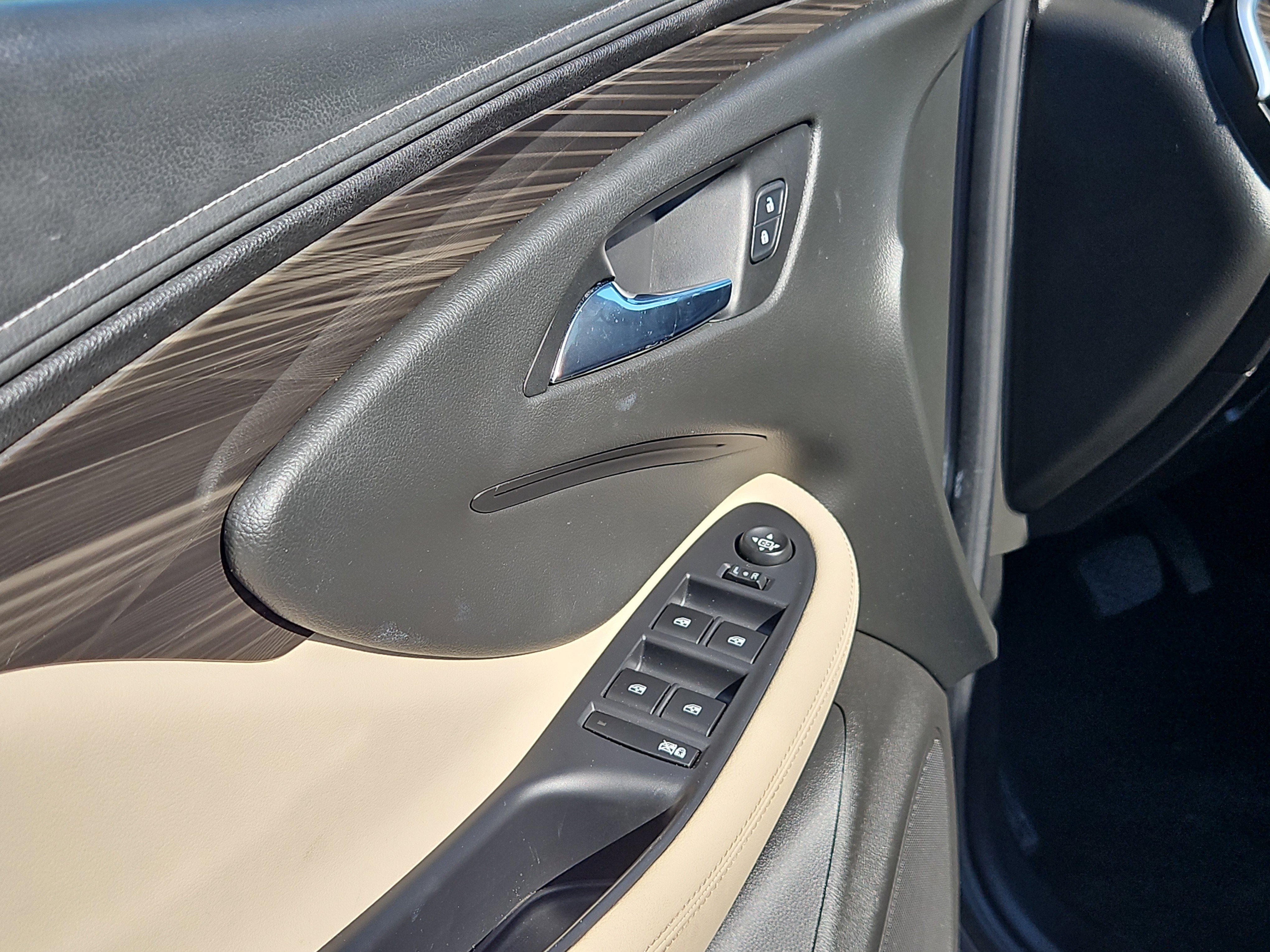 Used 2020 Buick Envision Preferred AWD/4WD image 19