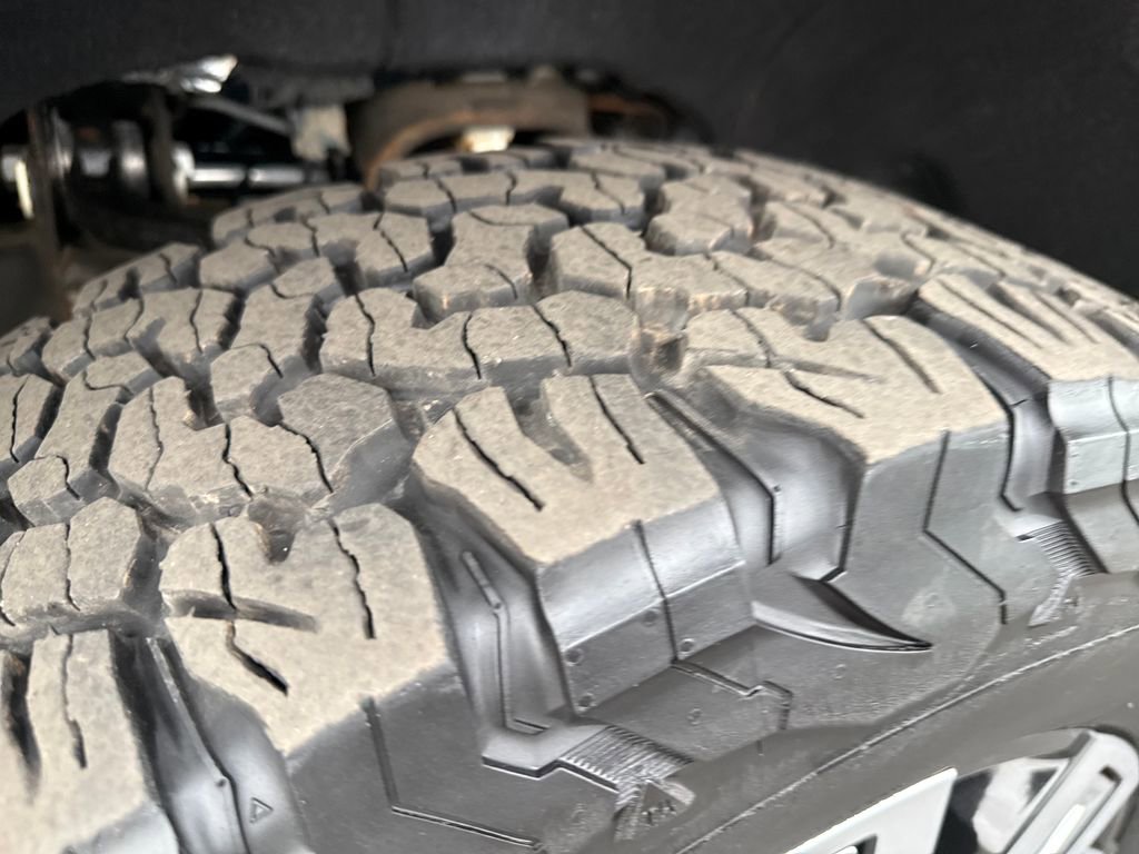 Used 2022 Chevrolet Silverado 2500 LTZ image 35