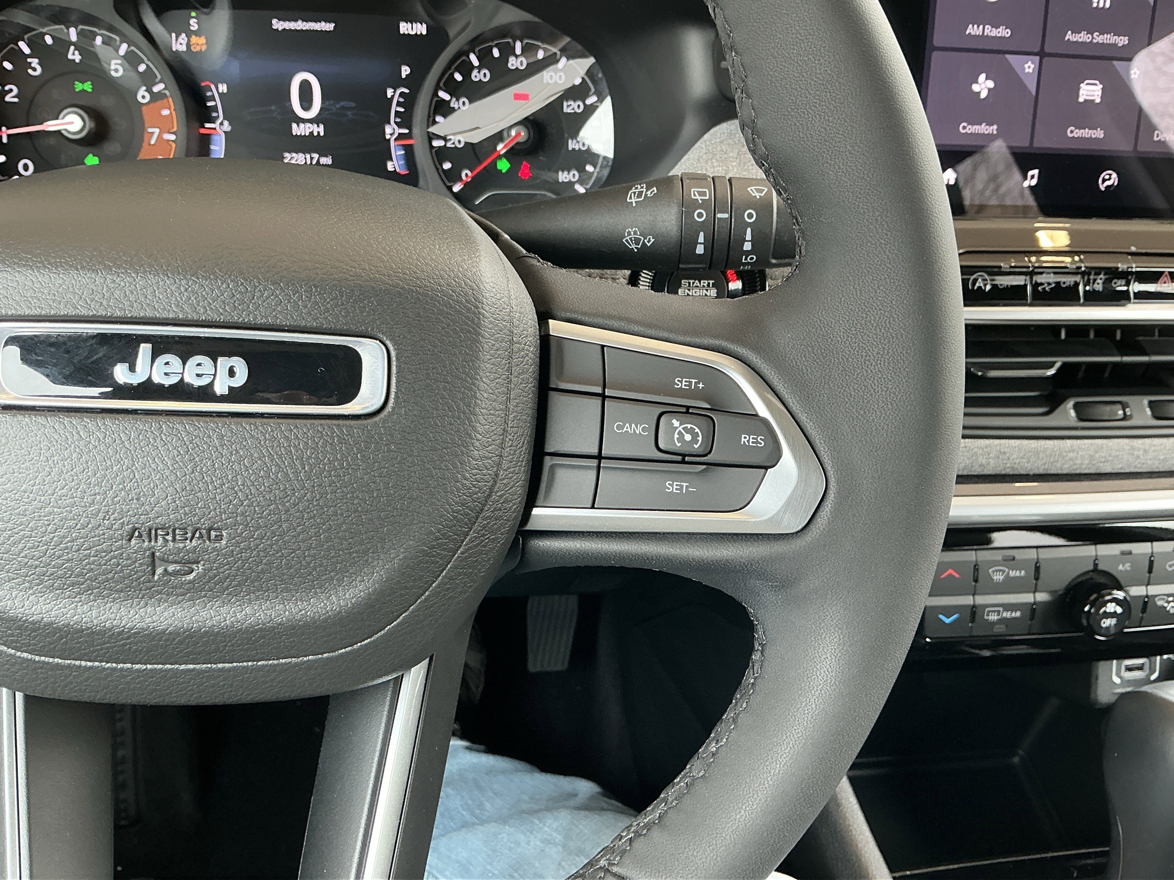 Used 2023 Jeep Compass Latitude AWD/4WD image 12