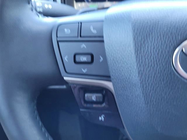 Used 2025 Toyota Camry XSE FWD image 21