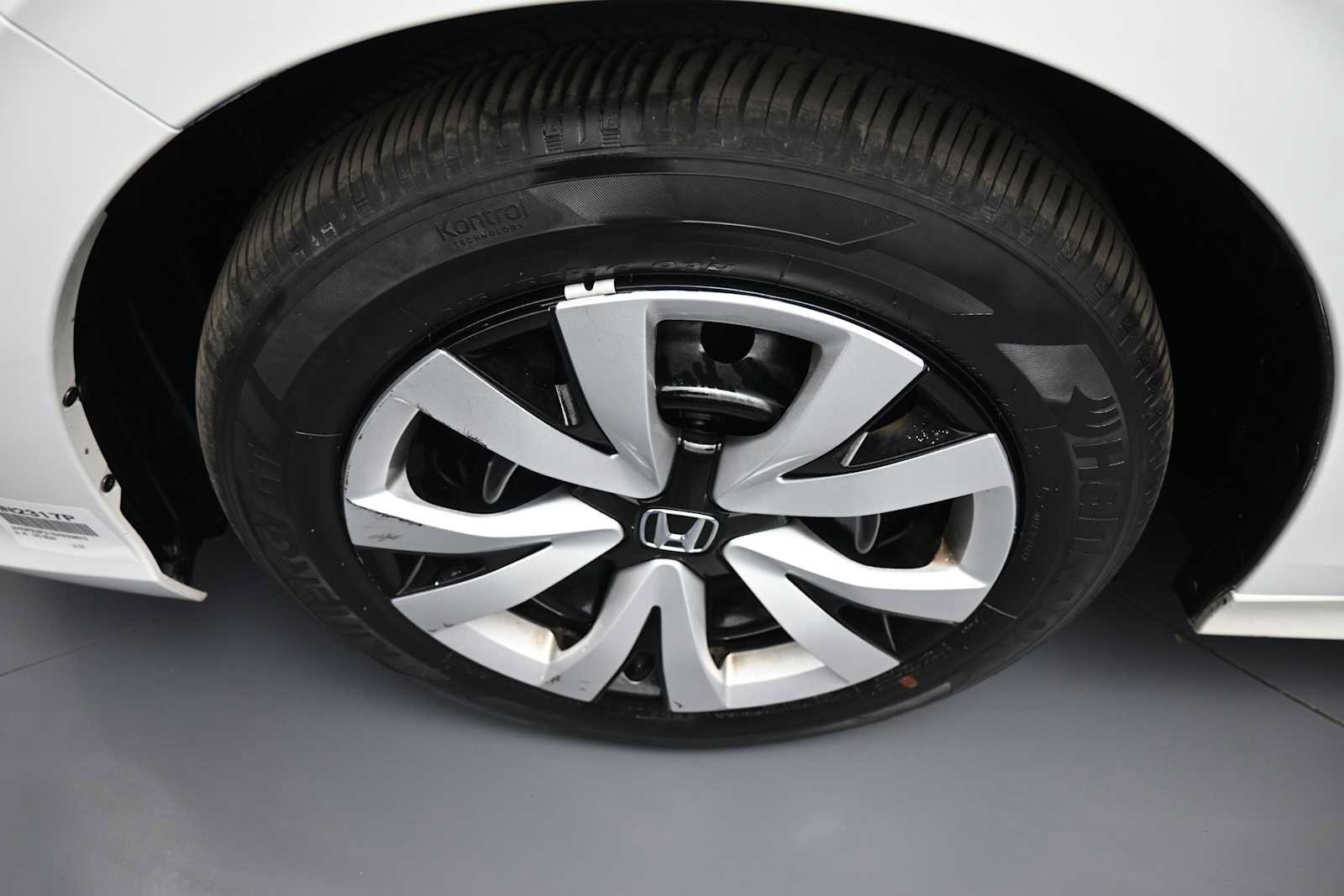 Used 2025 Honda Civic LX image 14