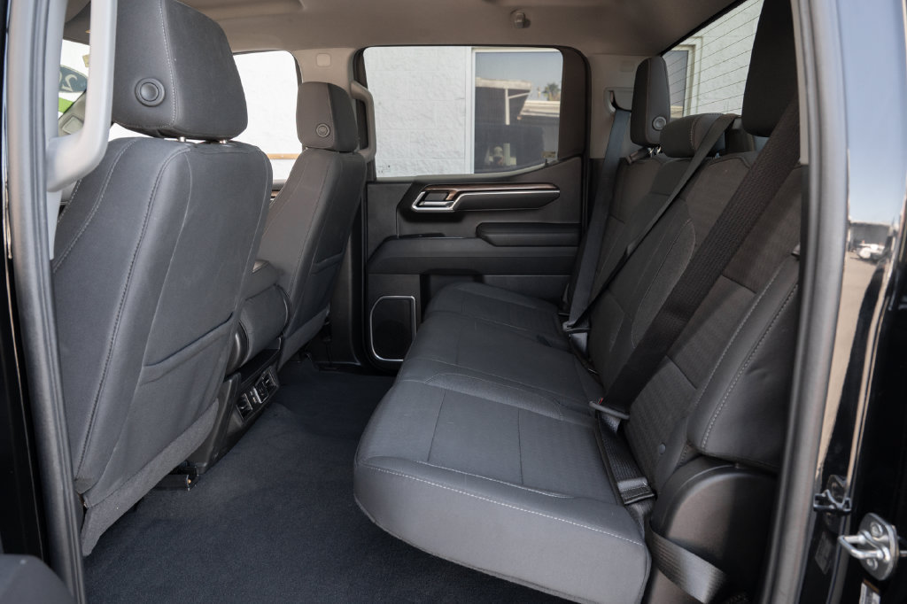 Used 2026 Chevrolet Silverado 1500 LT AWD/4WD image 37