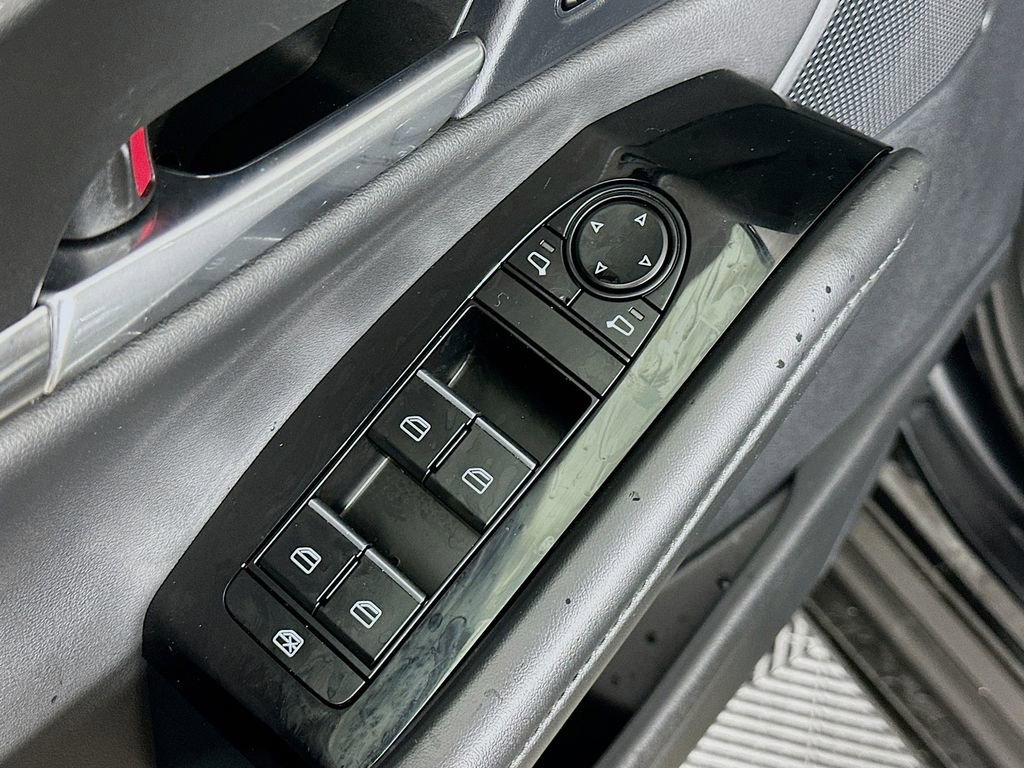 Certified 2025 MAZDA CX-30 AWD 2.5 S w/ Preferred Package image 24