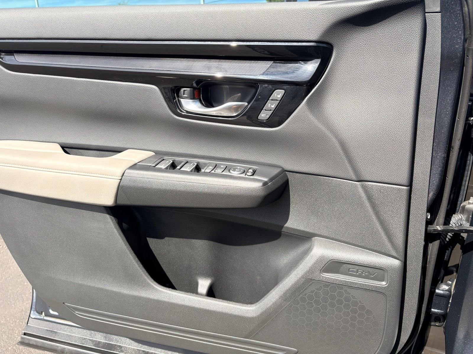 Used 2024 Honda CR-V EX-L image 24