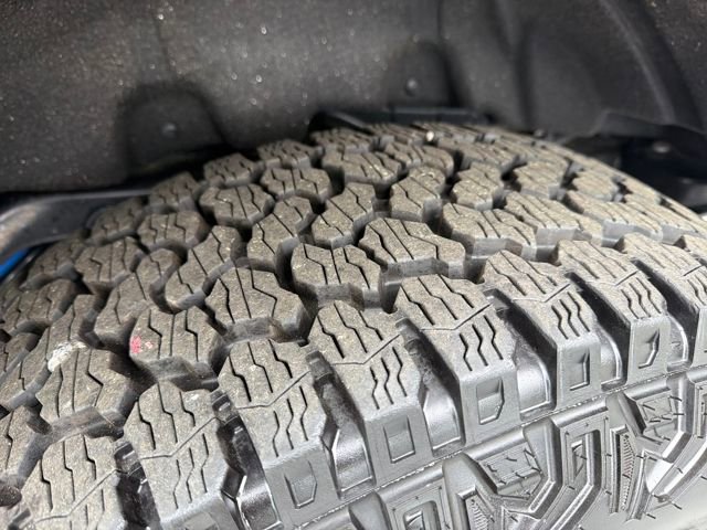 Used 2025 Ford Bronco Badlands image 29