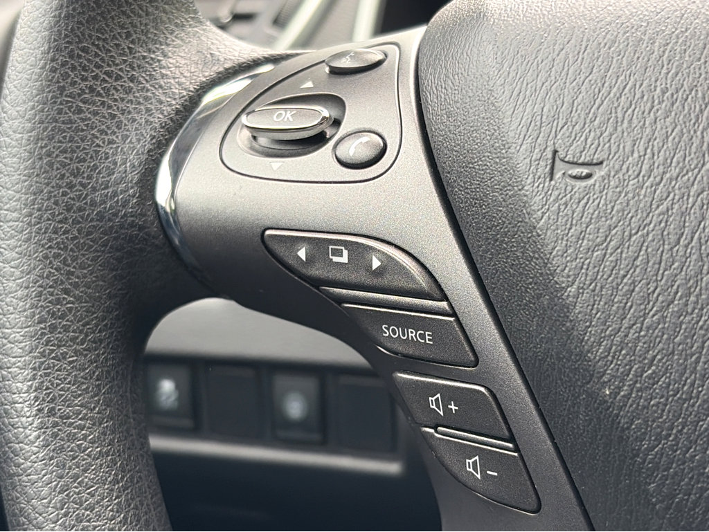 Used 2020 Nissan Murano S w/ Technology Package FWD image 16