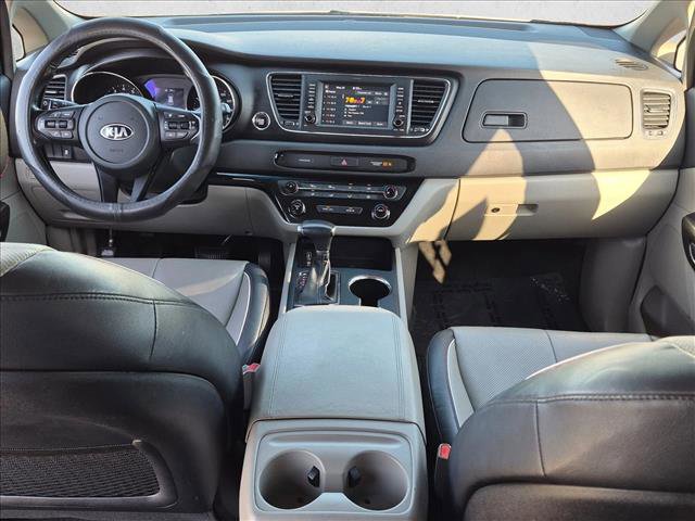 Used 2019 Kia Sedona EX FWD image 16