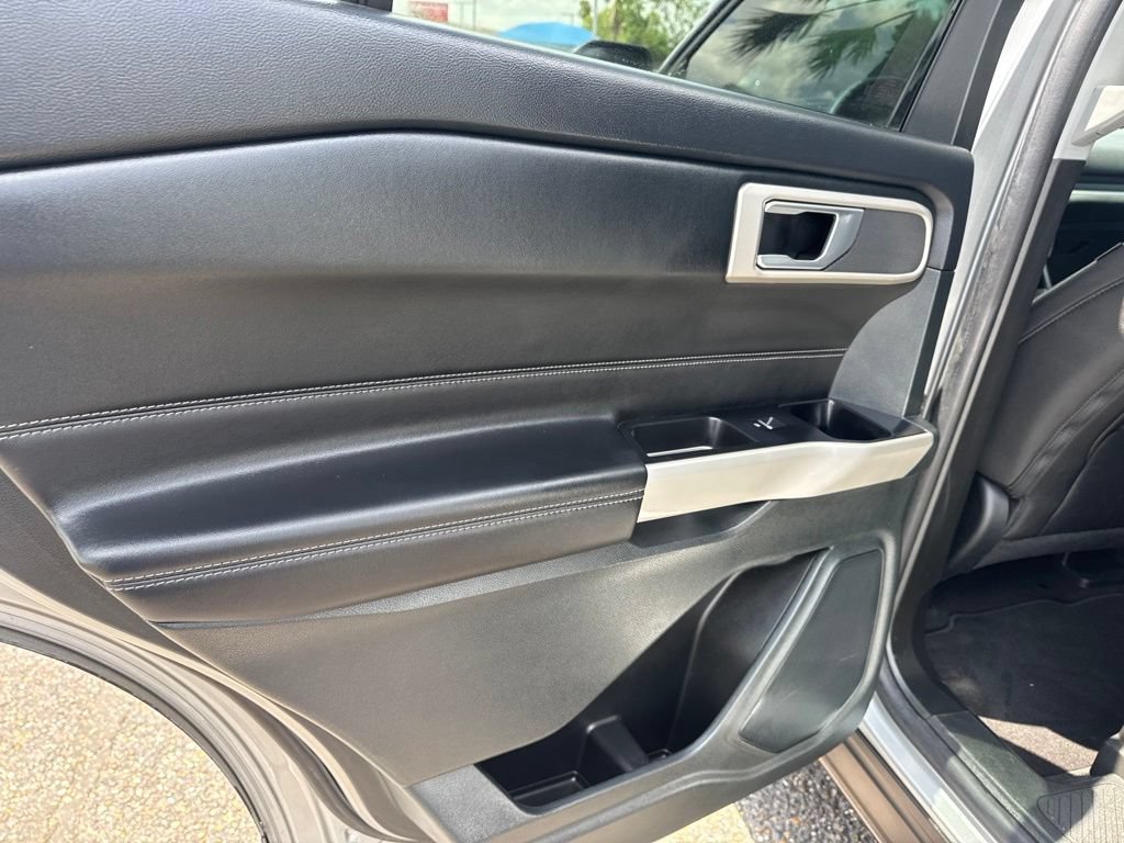 Used 2023 Ford Explorer XLT RWD image 20