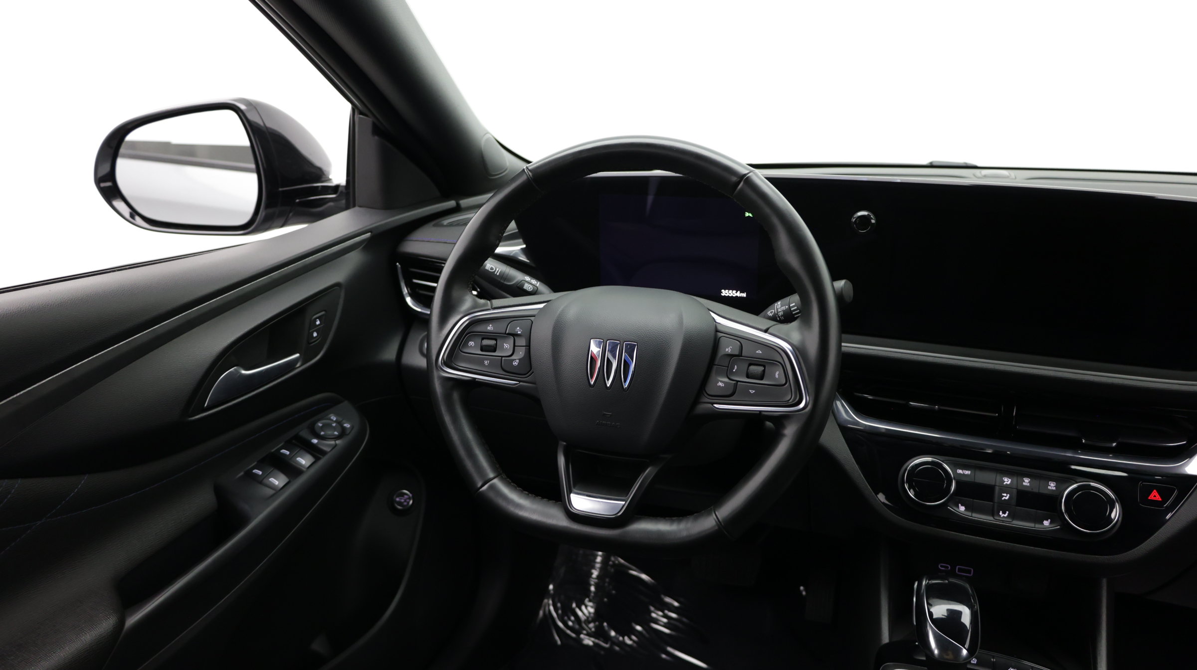 Used 2025 Buick Envista Sport Touring w/ Convenience I Package FWD image 30