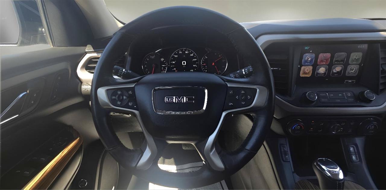 Used 2017 GMC Acadia Denali w/ Technology Package AWD/4WD image 14