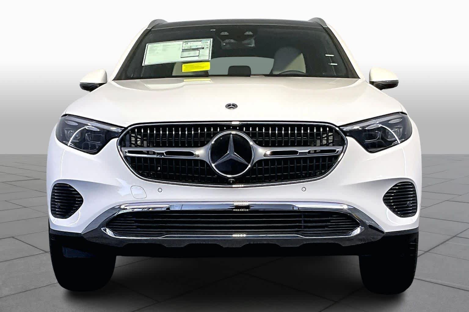 New 2026 Mercedes-Benz GLC 300 4MATIC image 2