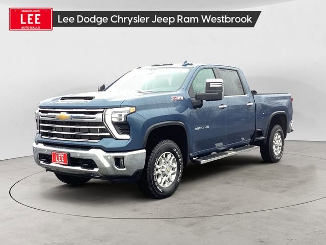 Used 2024 Chevrolet Silverado 3500 LTZ image 1