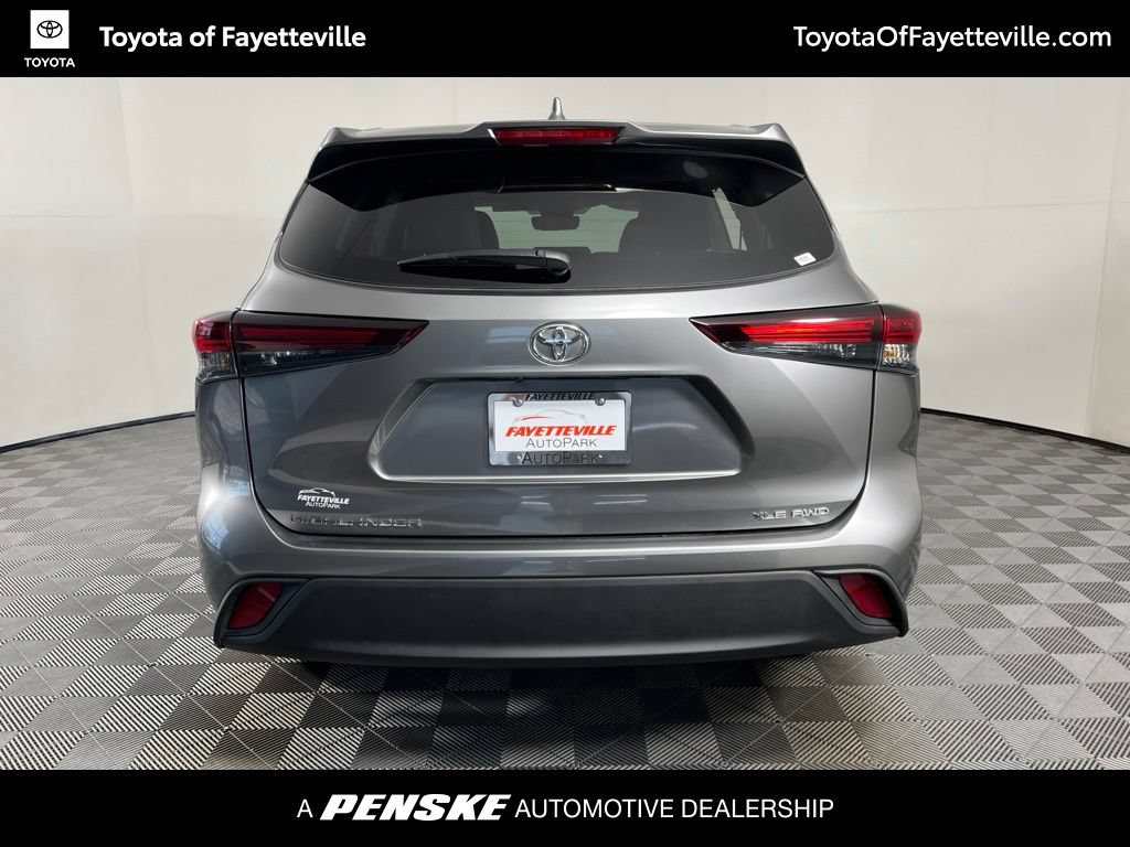 Certified 2026 Toyota Highlander XLE AWD/4WD image 13