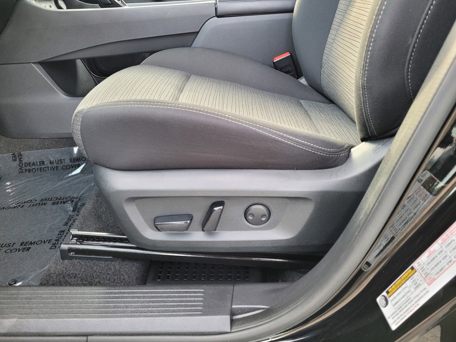 Used 2023 Nissan Rogue SV image 15