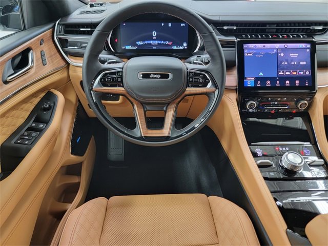New 2025 Jeep Grand Cherokee L Summit image 29