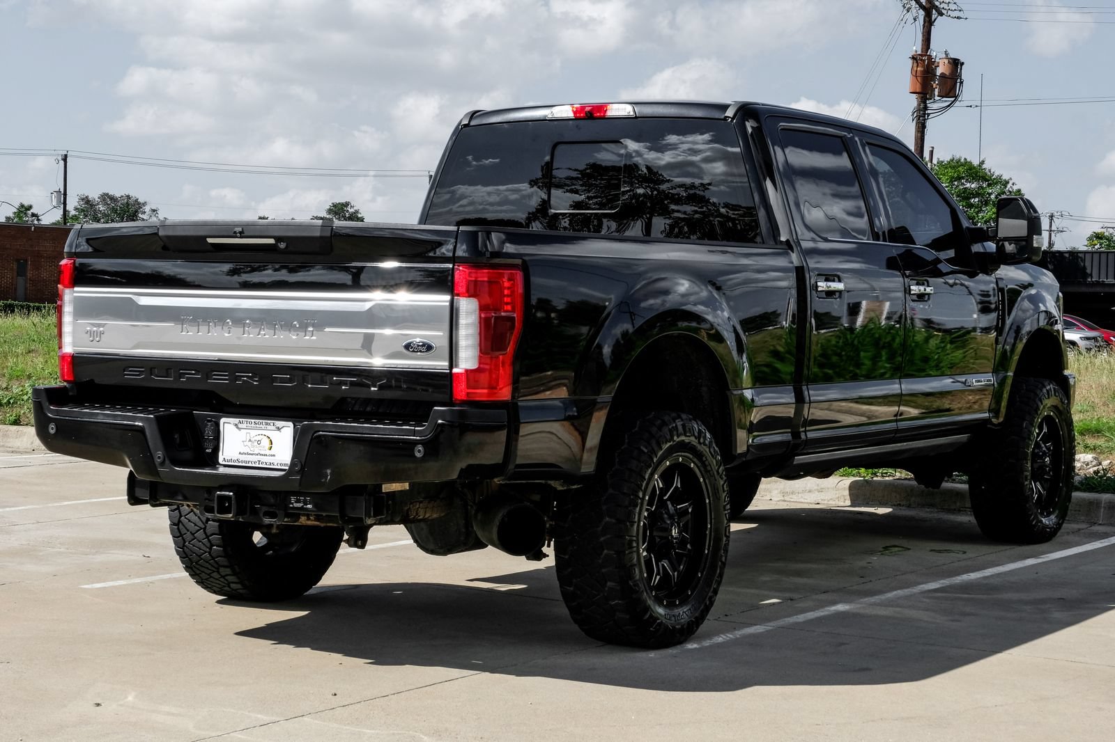 Used 2019 Ford F250 King Ranch w/ King Ranch Ultimate Package AWD/4WD image 8
