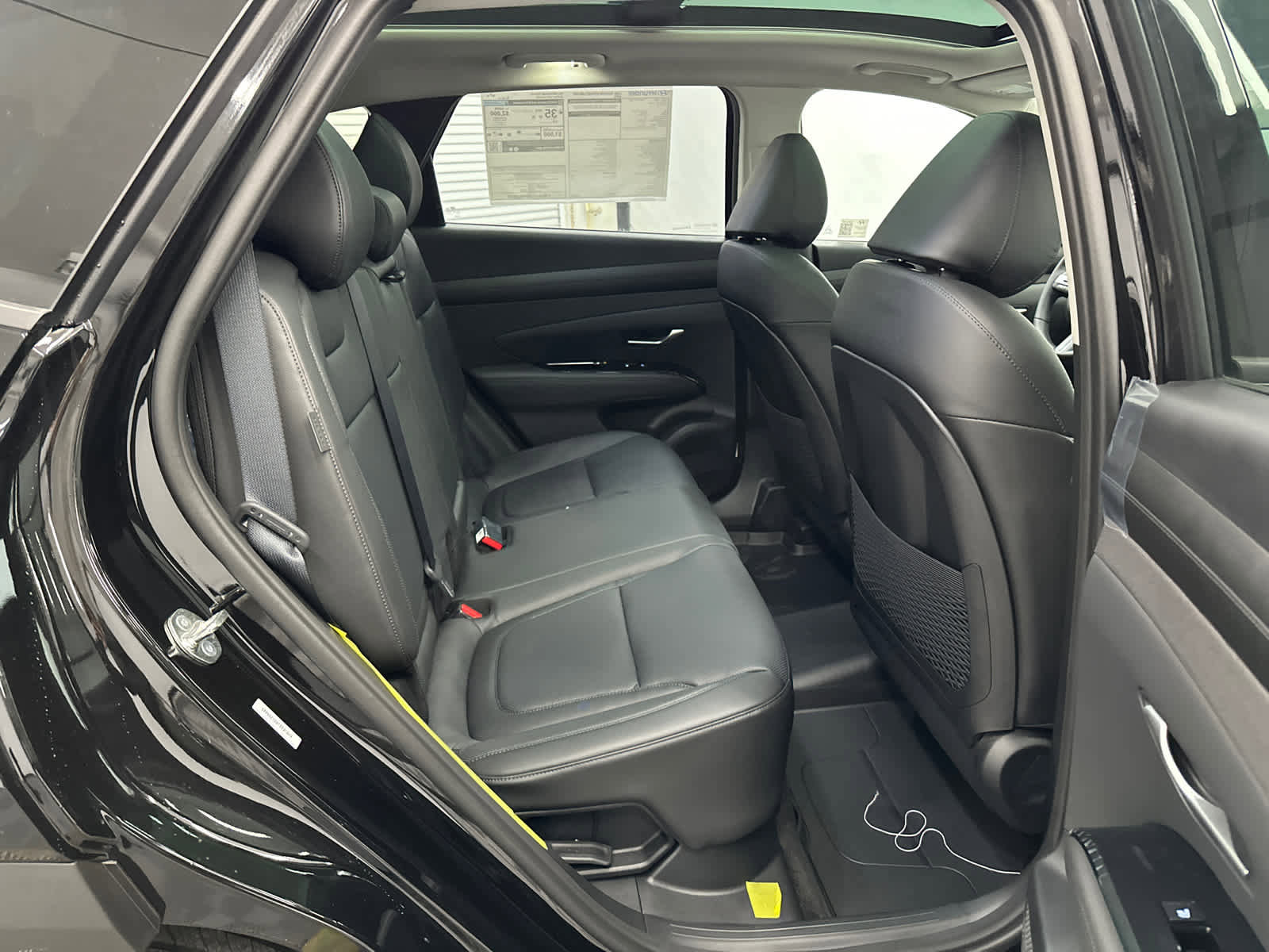 New 2025 Hyundai Tucson Limited image 15