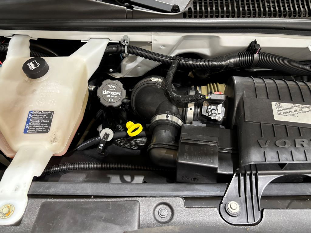 Used 2017 Chevrolet Express 2500 image 21