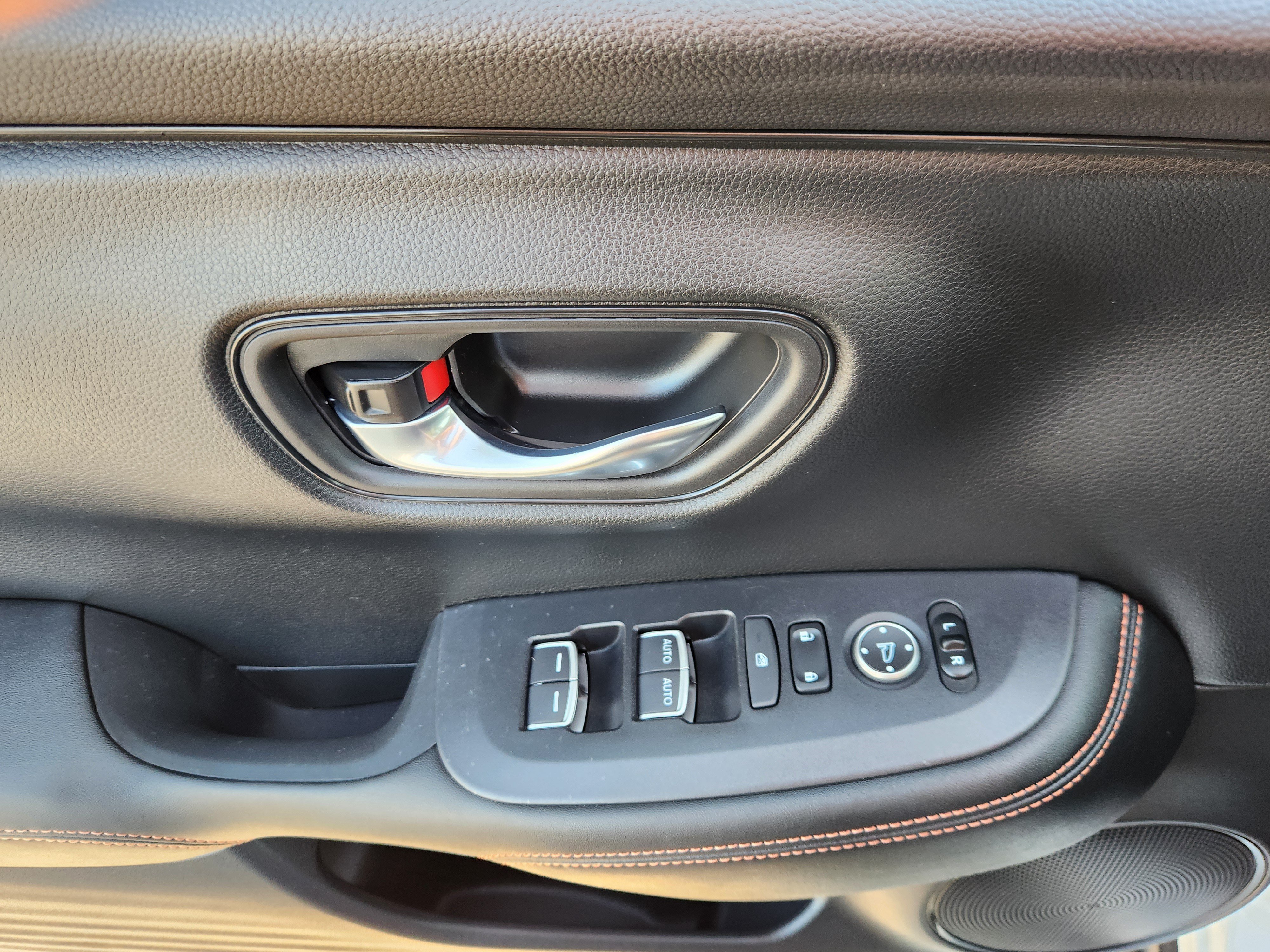 Certified 2024 Honda HR-V Sport image 16