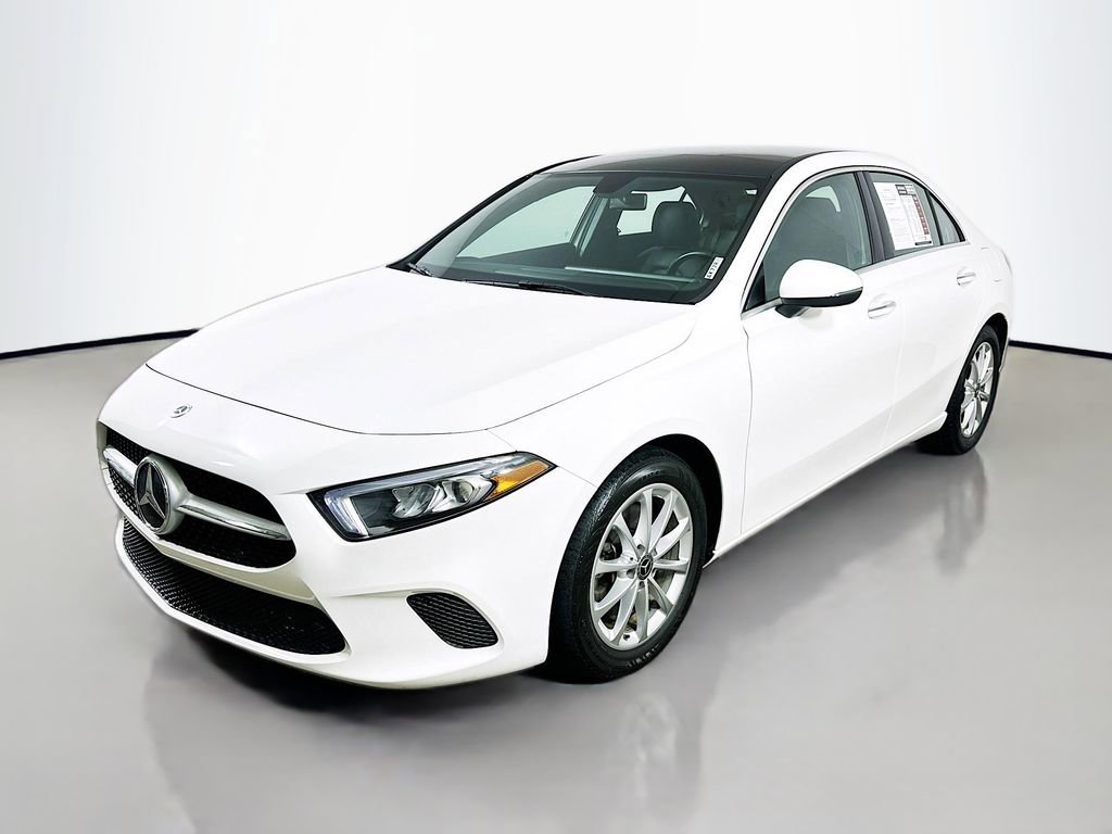 Used 2022 Mercedes-Benz A 220 4MATIC video 3