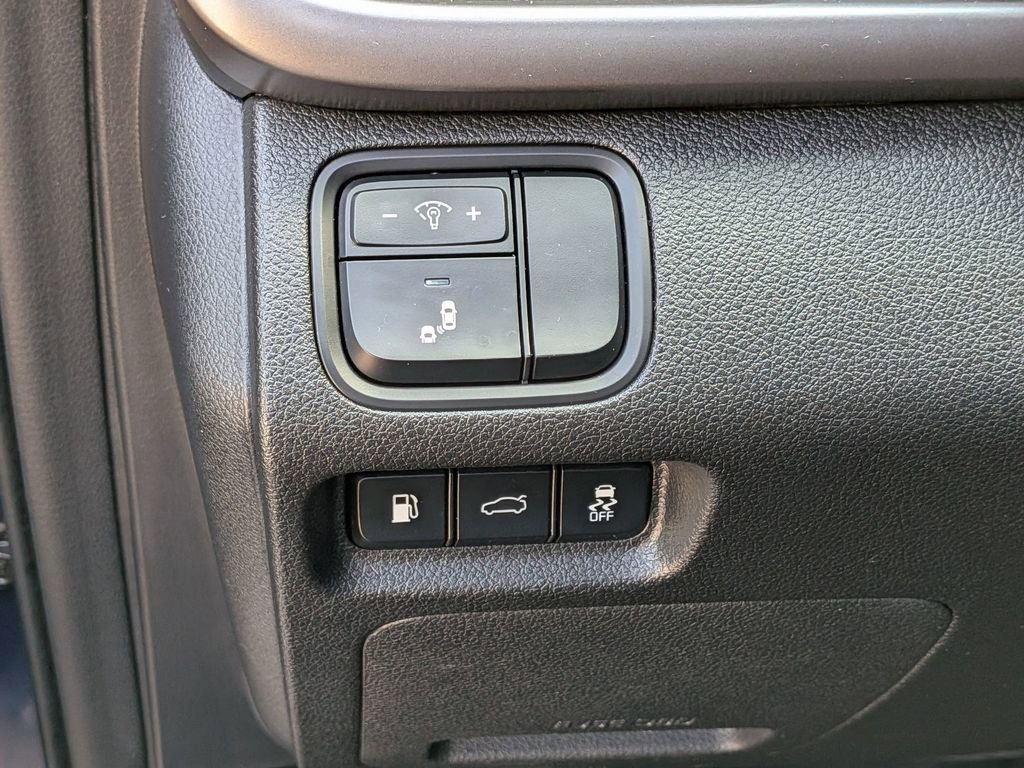 Used 2018 Kia Optima LX FWD image 14