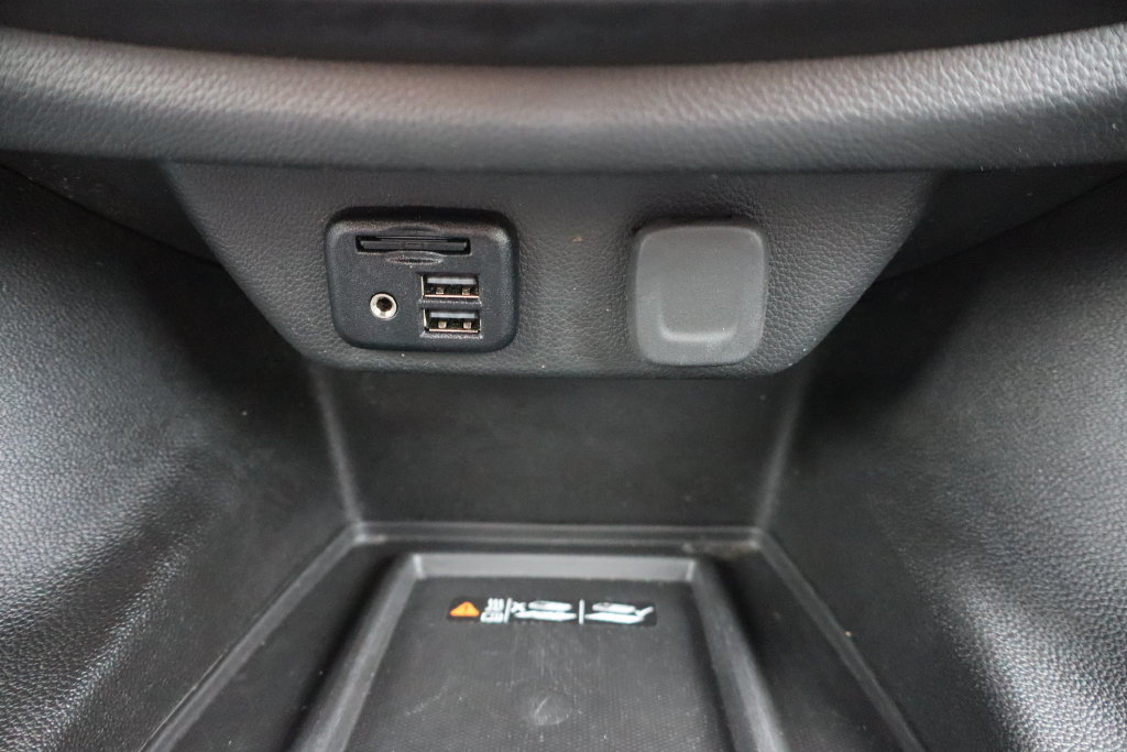 Used 2023 Chevrolet Traverse LT w/ LT Premium Package AWD/4WD image 20