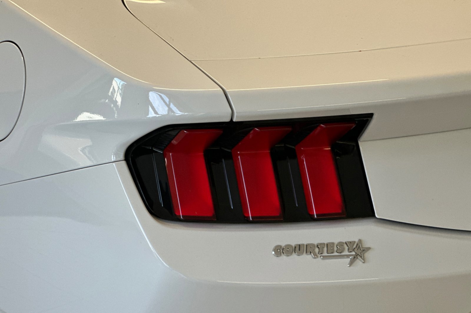 Used 2024 Ford Mustang Coupe image 24