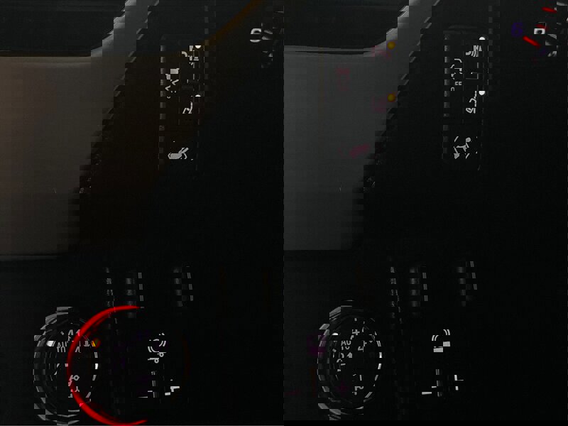 Used 2015 GMC Yukon XL SLT w/ HD Trailering Package image 31