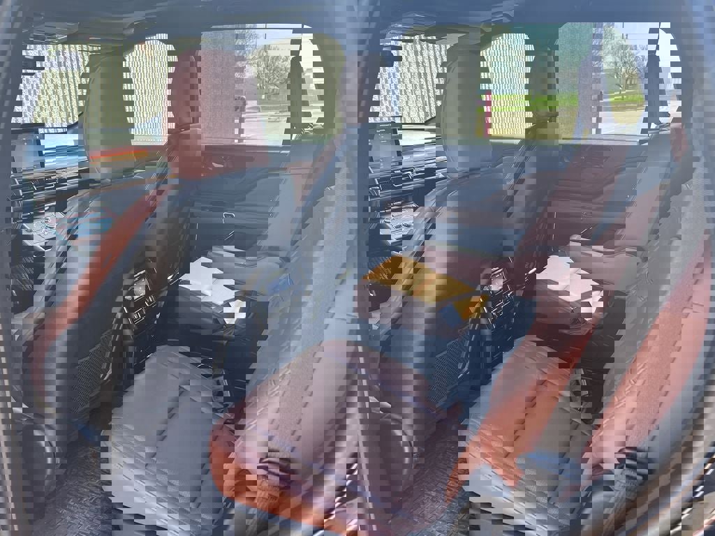 Used 2023 Lincoln Aviator Reserve w/ Jet Package image 13