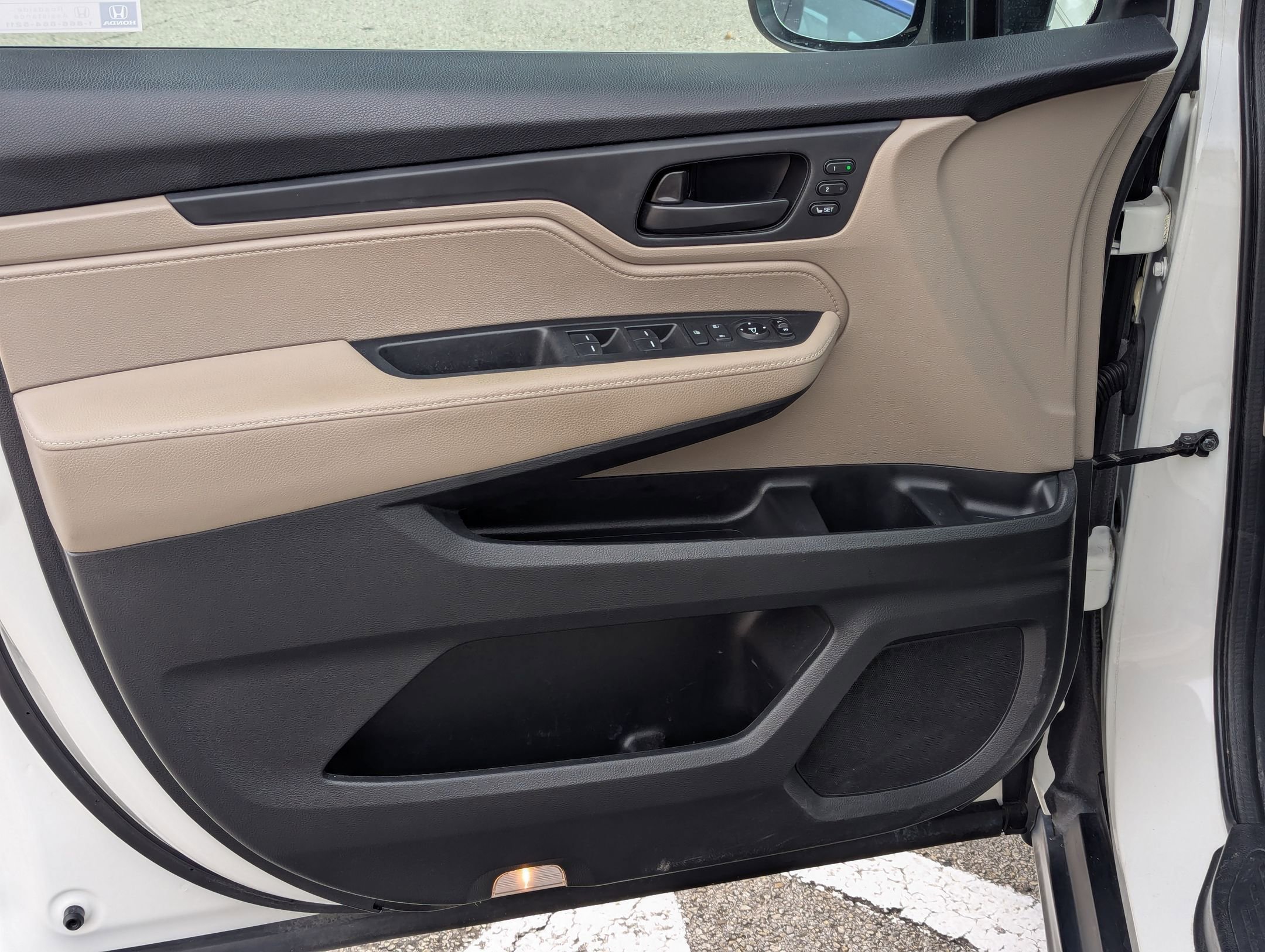 Used 2018 Honda Odyssey EX-L image 11