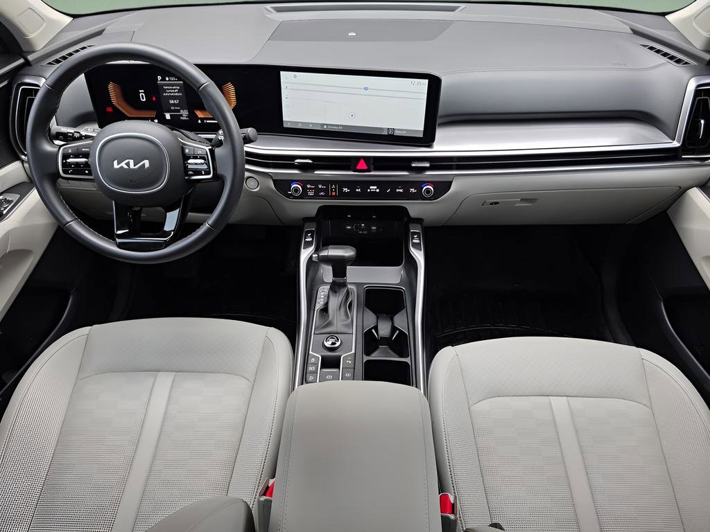 Used 2025 Kia Sorento EX w/ Panoramic Sunroof Package FWD image 23