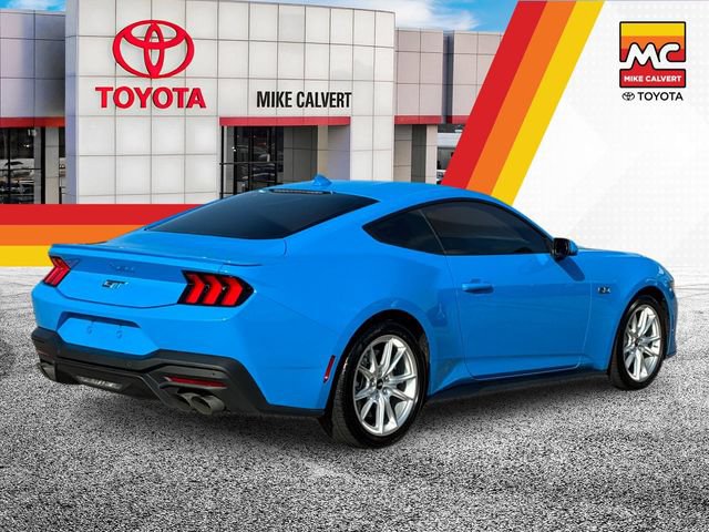 Used 2025 Ford Mustang GT Premium RWD image 5