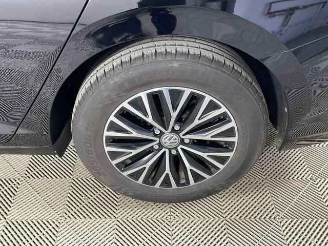 Used 2019 Volkswagen Jetta S w/ Driver Assistance Package FWD image 19