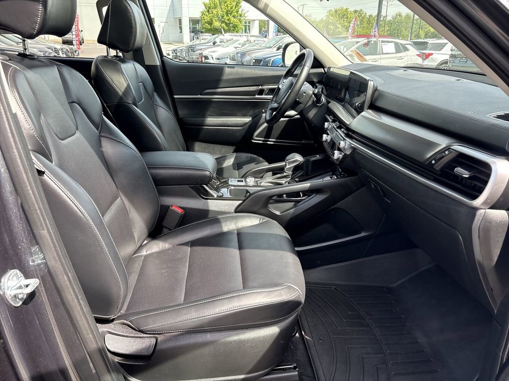 Used 2023 Kia Telluride S w/ S Sunroof Package AWD/4WD image 29
