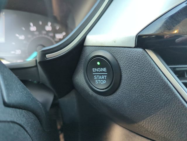 Used 2020 Ford Escape SE image 44