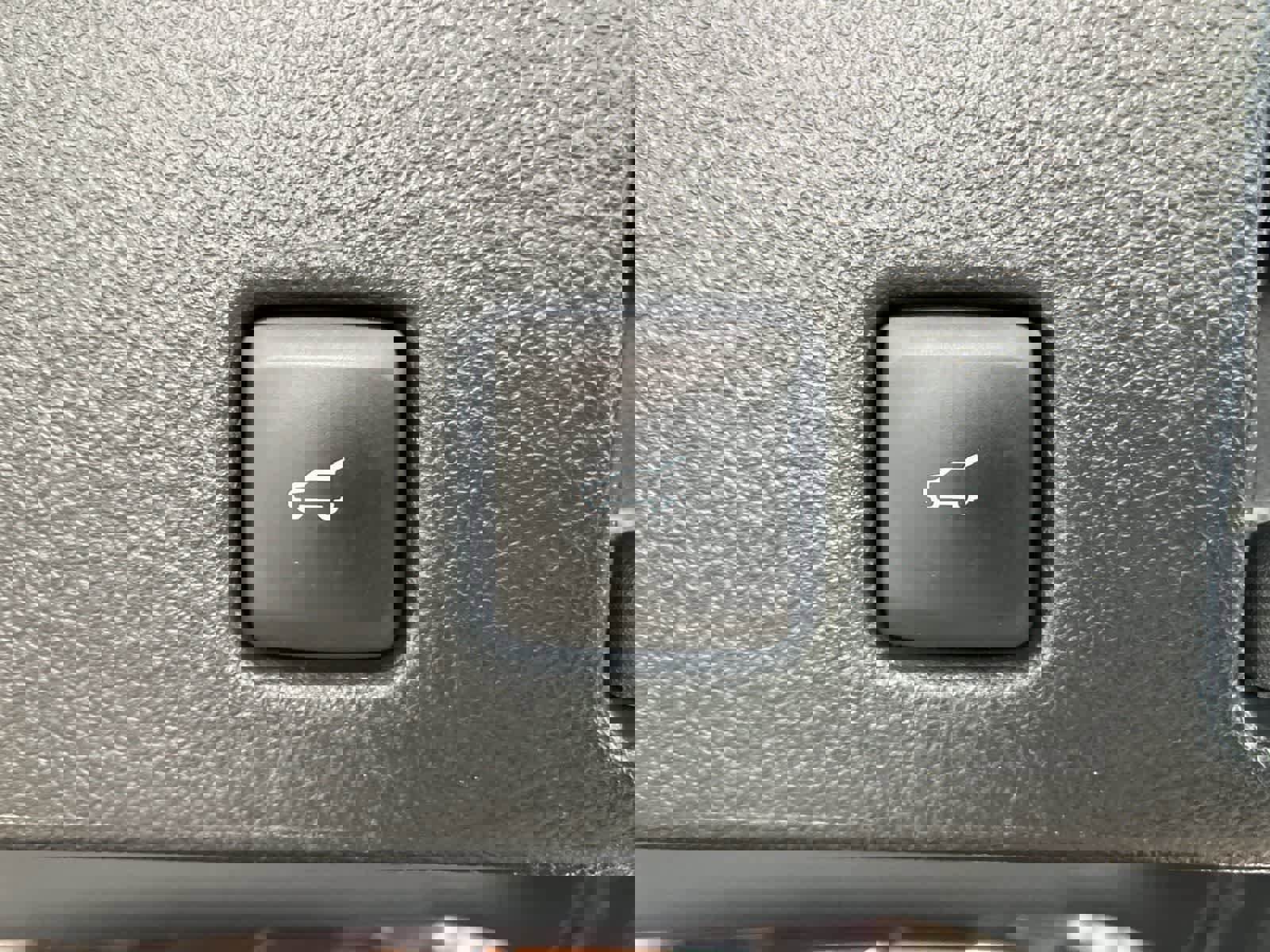 Used 2023 Ford Escape ST-Line Select AWD/4WD image 28