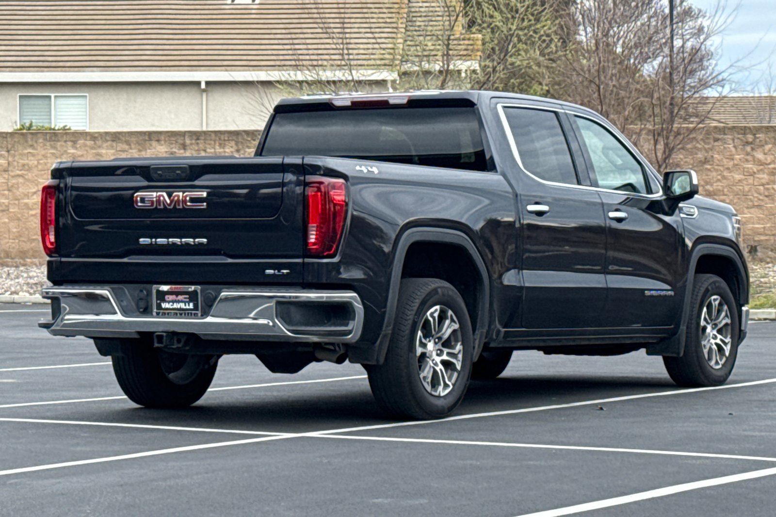 Used 2025 GMC Sierra 1500 SLT image 5