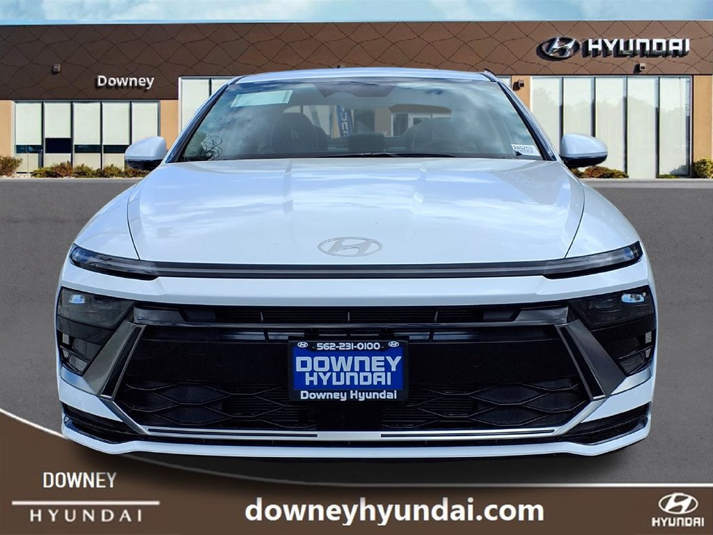 Used 2026 Hyundai Sonata SEL FWD image 2