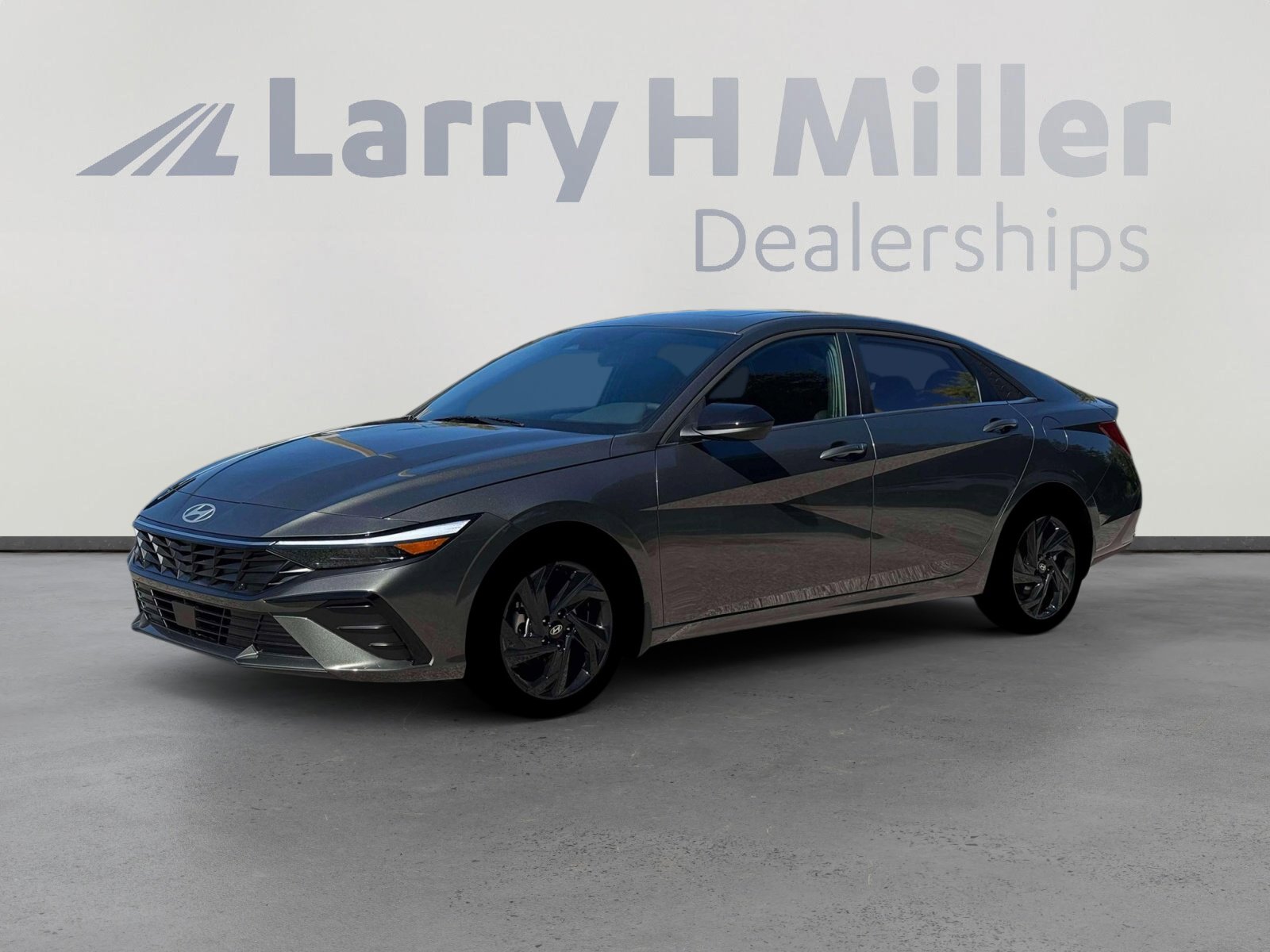 New 2026 Hyundai Elantra SEL Sport Premium image 2