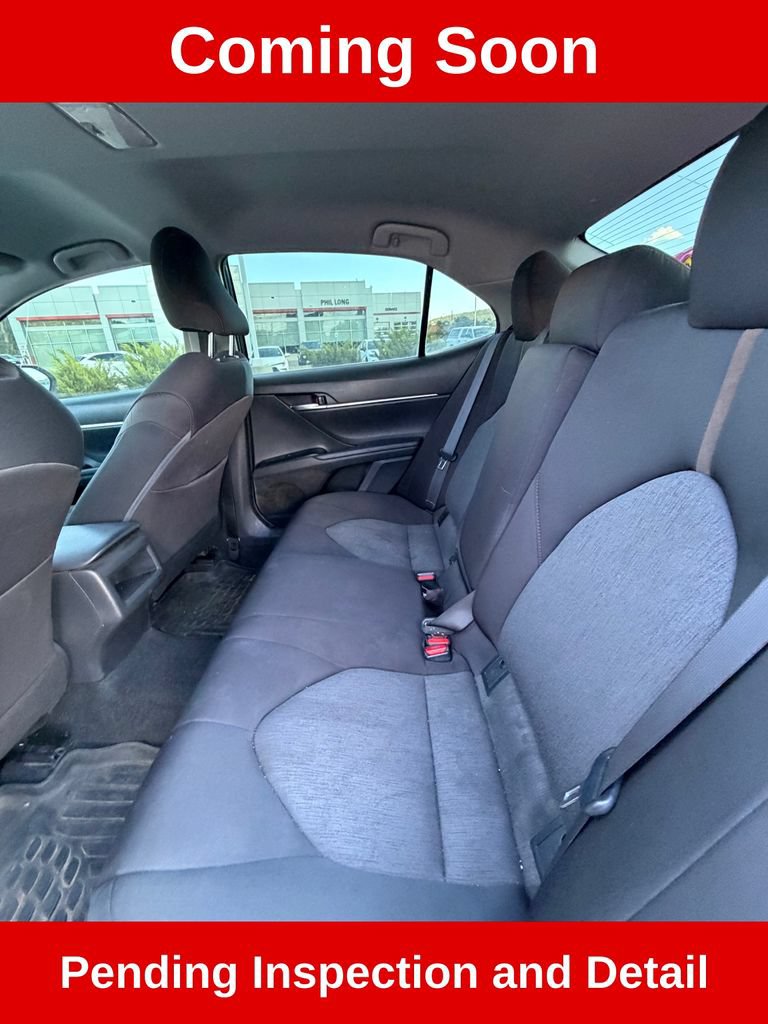Used 2018 Toyota Camry LE FWD image 19
