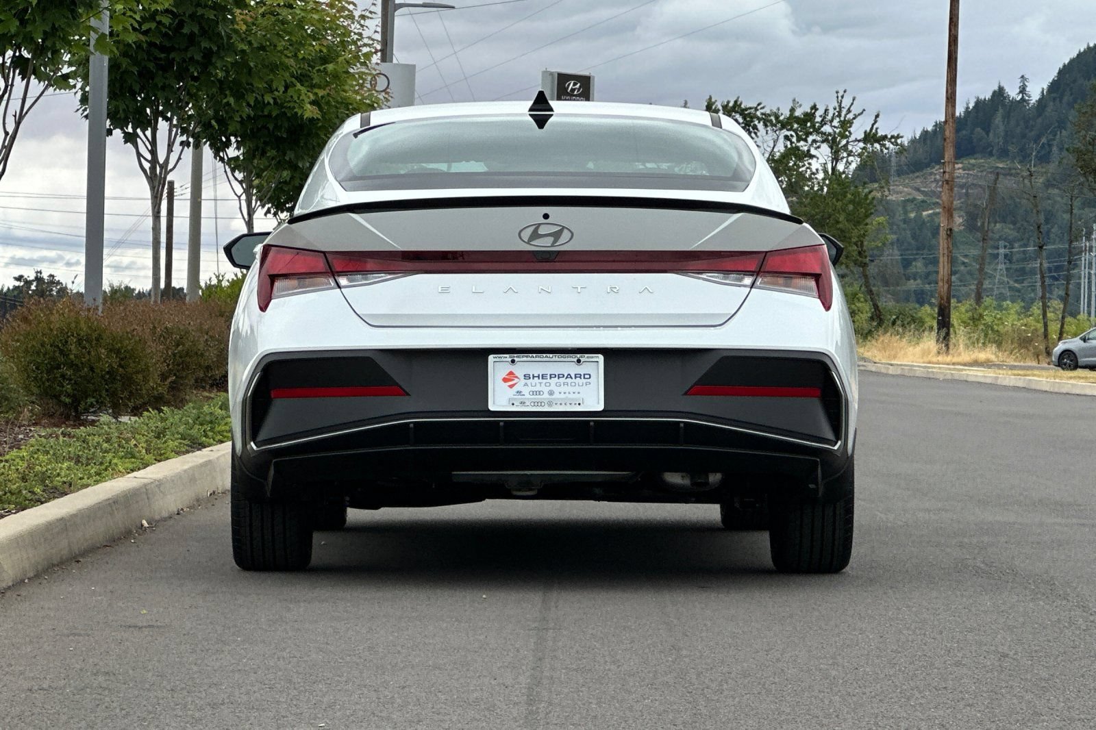 New 2026 Hyundai Elantra Sport FWD image 4