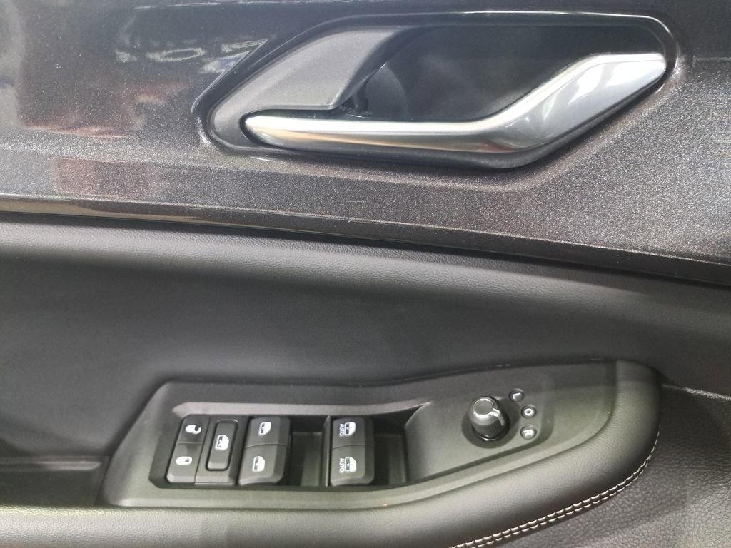 Used 2023 Jeep Grand Cherokee Altitude image 27