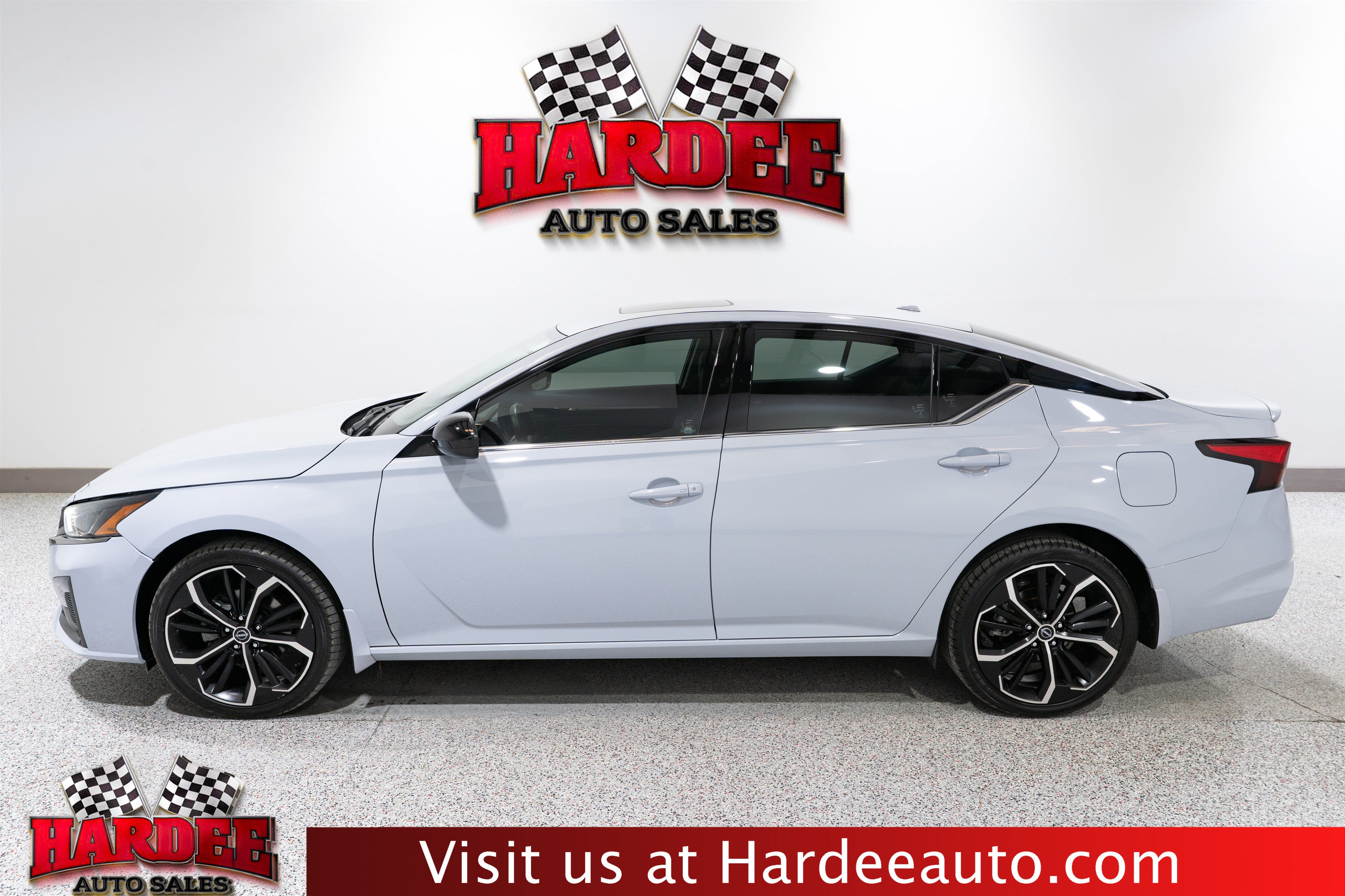 Used 2023 Nissan Altima 2.5 SR w/ SR Premium Package AWD/4WD 360° Tour