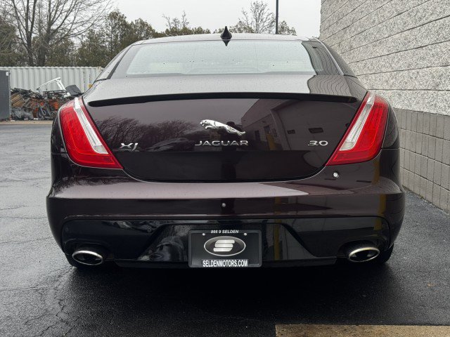 Used 2016 Jaguar XJ R-Sport RWD image 14