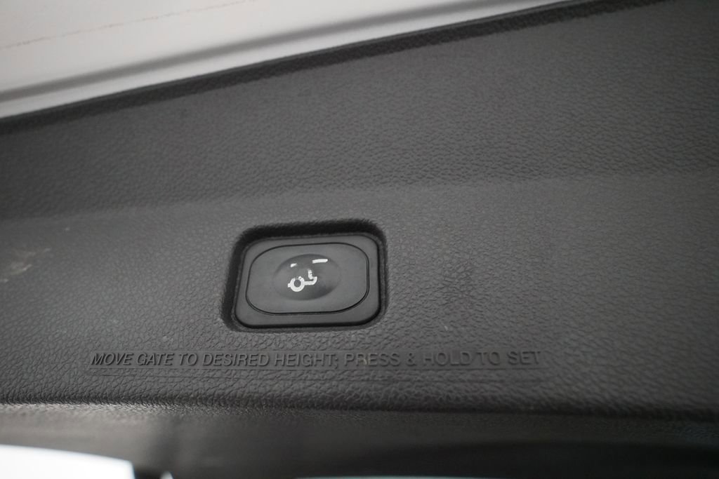 Used 2014 Ford Explorer Limited w/ Equipment Group 301A AWD/4WD image 15