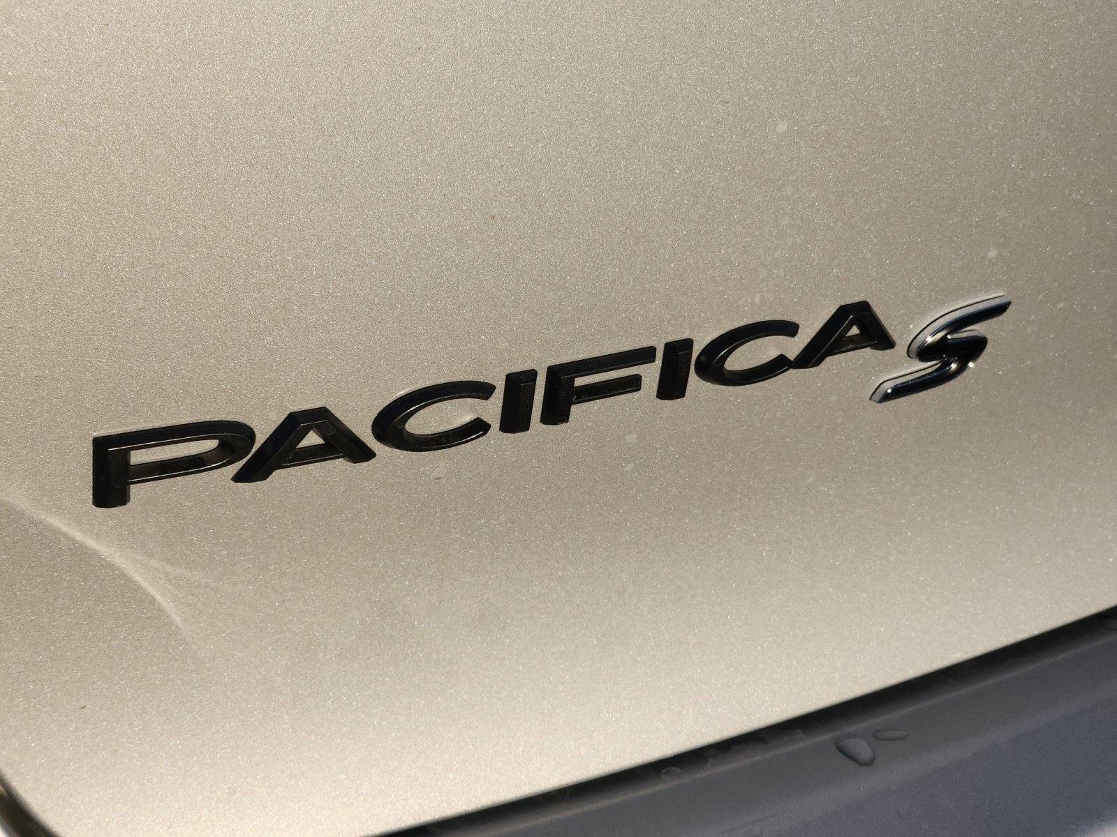 New 2026 Chrysler Pacifica Select w/ S Appearance Package AWD/4WD image 24